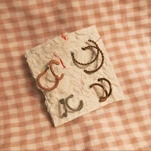 4 pairs of hoop earrings